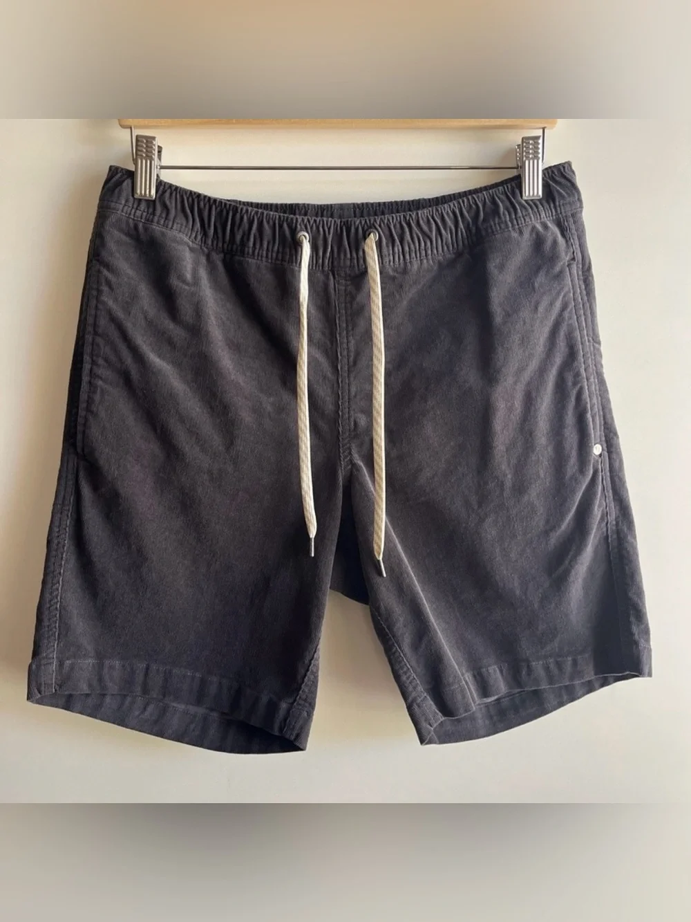 Vuori Mens Optimist Short Corduroy Shorts Smoked Beryl M